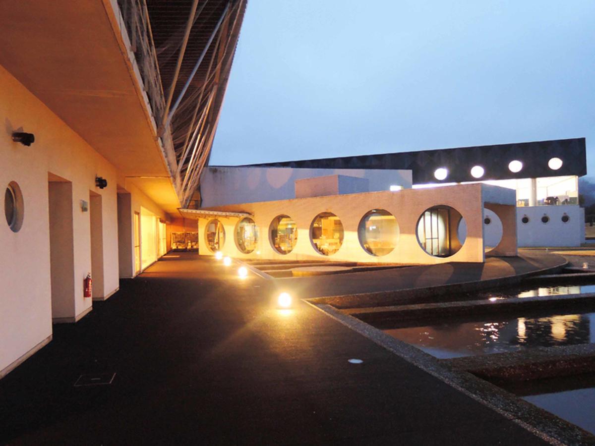 Miyazaki Kokusai Kuko Country Club Lodge ภายนอก รูปภาพ