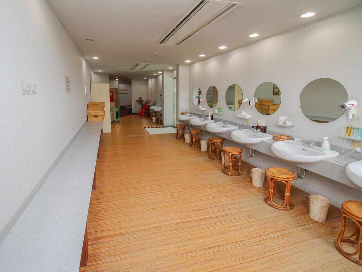 Miyazaki Kokusai Kuko Country Club Lodge ภายนอก รูปภาพ